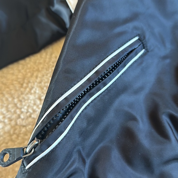 Harley Davidson bomber jacket with white striped detail size extra small - Picture 4 of 7